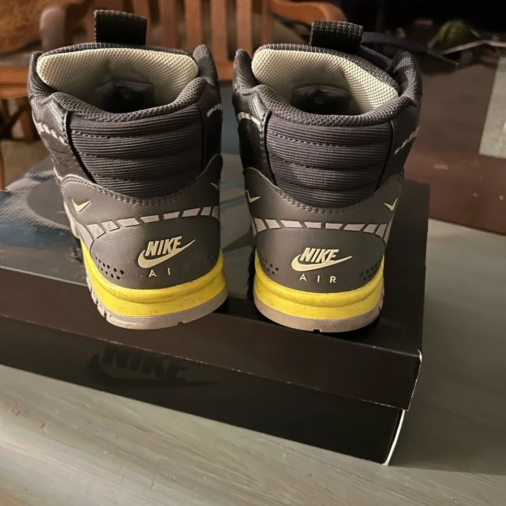 Nike Air Trainer - Picture 4 of 6